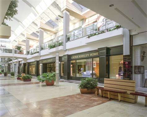 Garden state plaza mall - Mall Info Mall Name: Westfield Garden State Plaza: Mall Address: One Garden State Plaza Paramus, NJ 7652 : Mall Phone Number: (201) 843-2121 # Store Locations: 290 : Retail Space: 2,128,402 square feet (larger than 95% malls in New Jersey) 